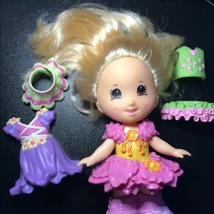 Snap and play doll
